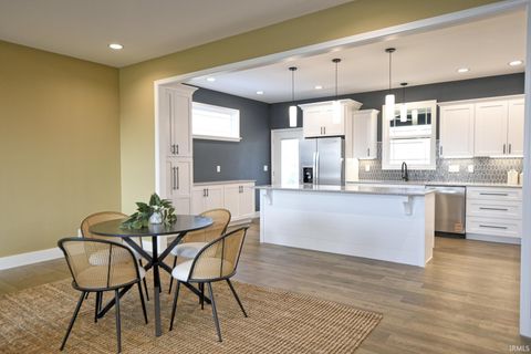 Tiny photo for 10143 Gallop Way, Evansville, IN 47725 (MLS # 202548564)