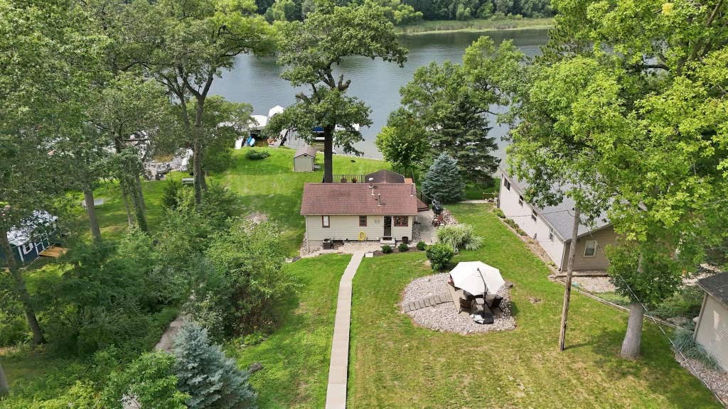 Photo of 520 Lane 274 Crooked Lk LK, Angola, IN 46703 (MLS # 202633370)