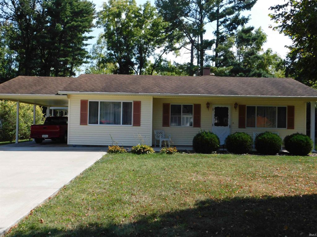 Photo of 4241 W Doyle Avenue, Bloomington, IN 47403 (MLS # 202610375)