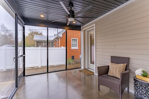 Tiny photo for 1708 Washington Avenue, Evansville, IN 47714 (MLS # 202545490)