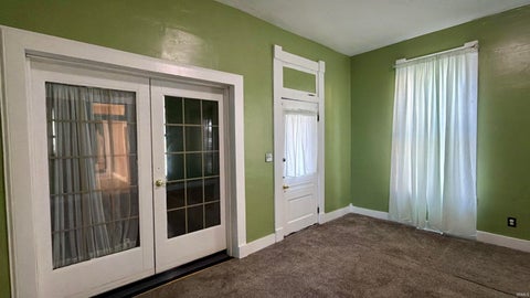 Tiny photo for 908 W Fourth Street, Mount Vernon, IN 47620 (MLS # 202635619)