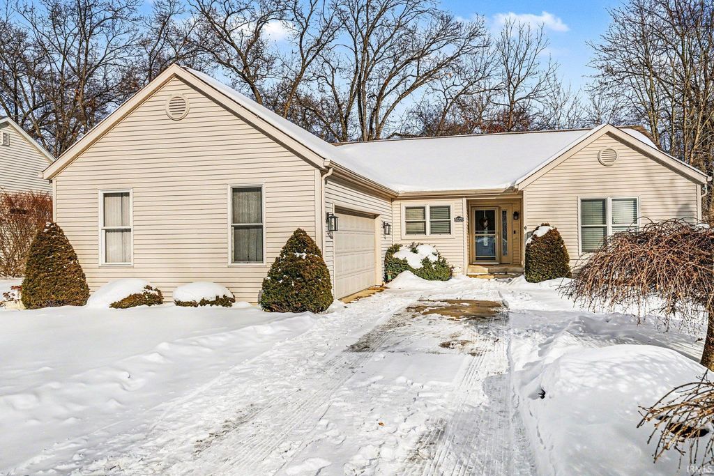 Photo of 55370 Falling Water Drive, Elkhart, IN 46514 (MLS # 202603969)