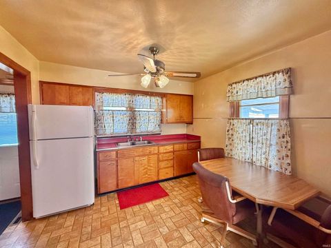 Tiny photo for 3886 Clover Drive, Newburgh, IN 47630 (MLS # 202607855)