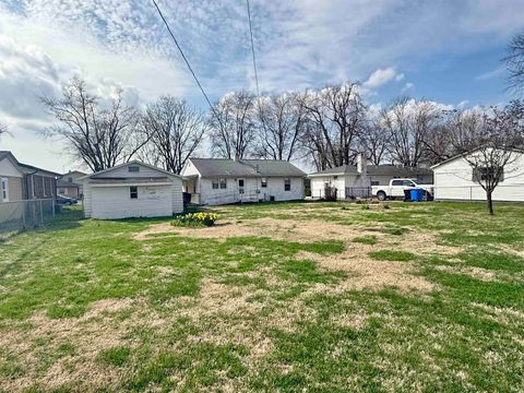 Tiny photo for 3886 Clover Drive, Newburgh, IN 47630 (MLS # 202607855)