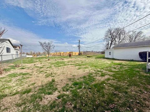 Tiny photo for 3886 Clover Drive, Newburgh, IN 47630 (MLS # 202607855)