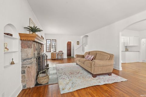 Tiny photo for 1080 Lane 210 Hamilton Lake, Hamilton, IN 46742 (MLS # 202609364)