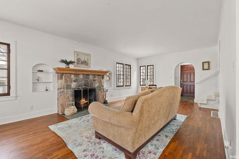 Tiny photo for 1080 Lane 210 Hamilton Lake, Hamilton, IN 46742 (MLS # 202609364)