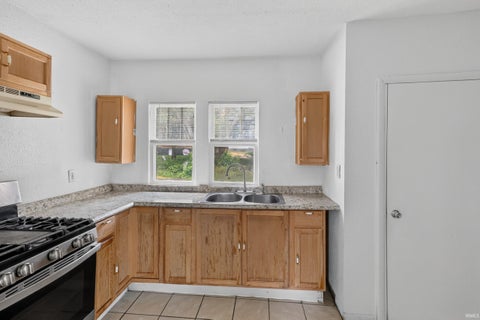 Tiny photo for 228 Park Avenue, Elkhart, IN 46516 (MLS # 202630209)