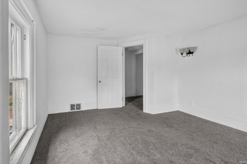 Tiny photo for 228 Park Avenue, Elkhart, IN 46516 (MLS # 202630209)