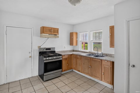 Tiny photo for 228 Park Avenue, Elkhart, IN 46516 (MLS # 202630209)