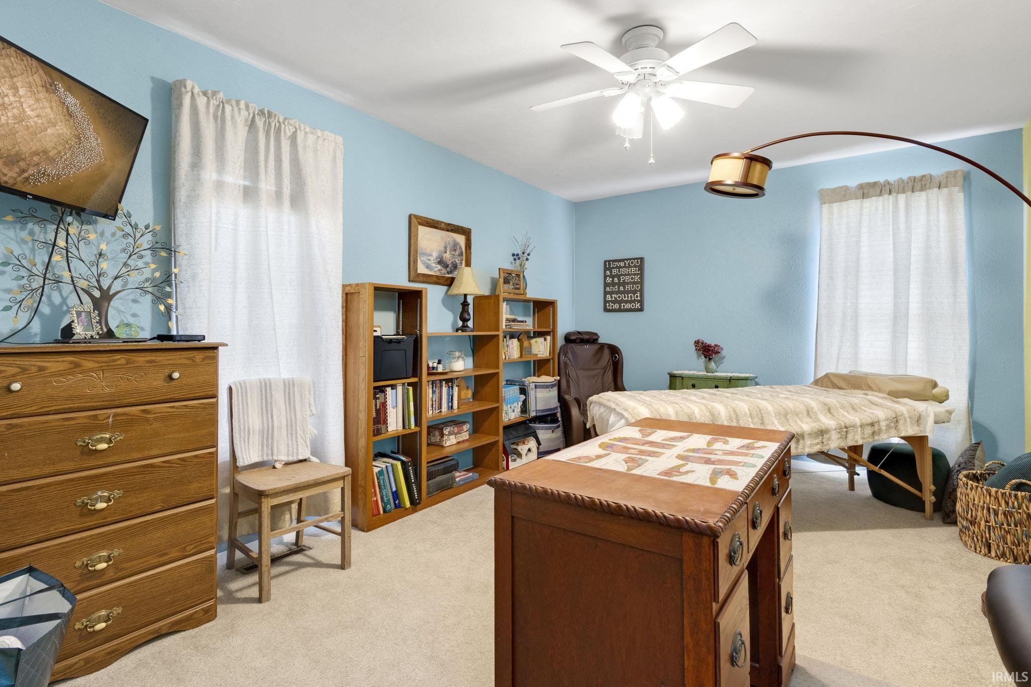 Goshen, Indiana 46528, United States, 5 Bedrooms Bedrooms, ,3 BathroomsBathrooms,Residential,Pending,156480