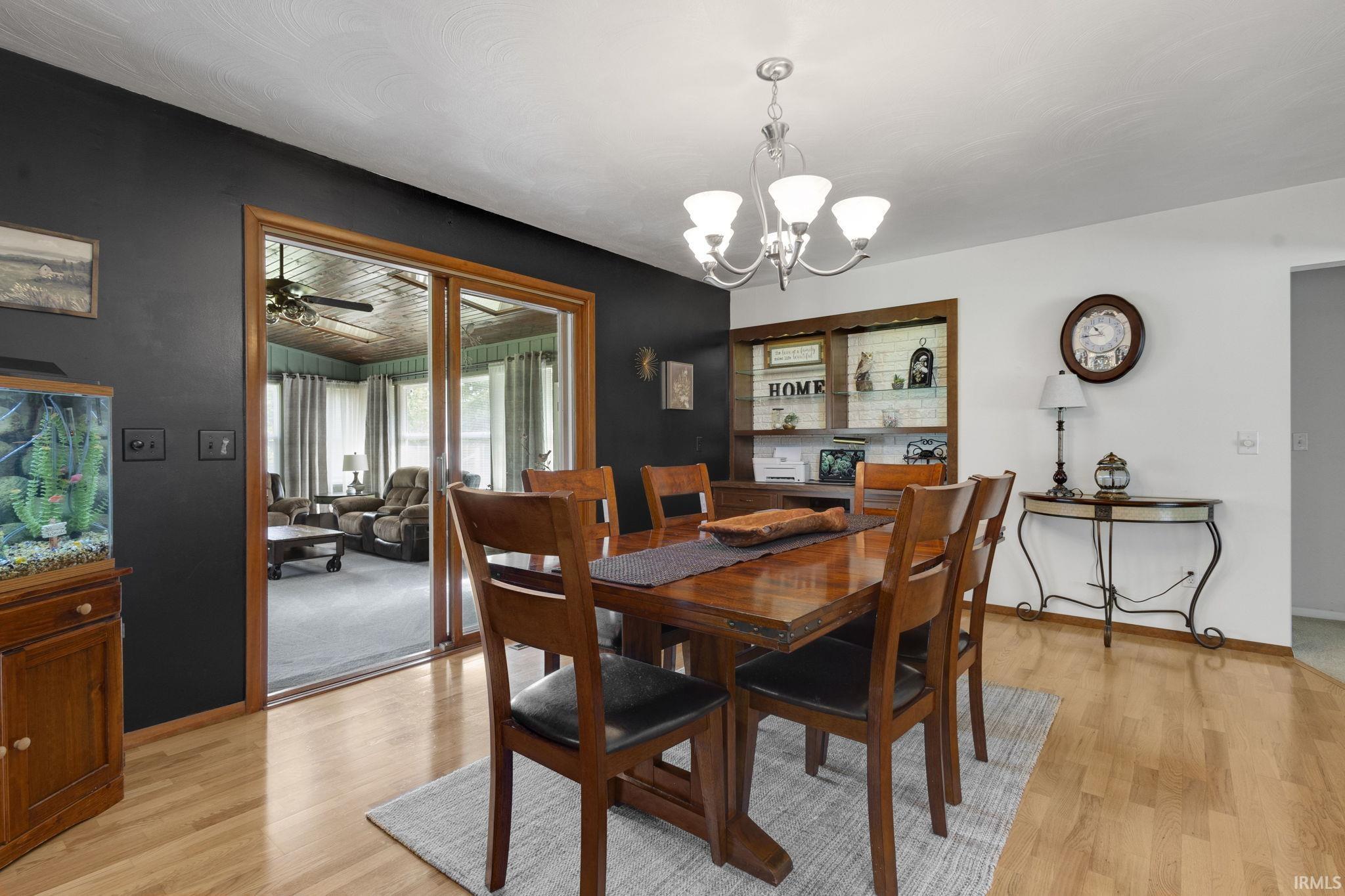 Goshen, Indiana 46528, United States, 5 Bedrooms Bedrooms, ,3 BathroomsBathrooms,Residential,Pending,156480