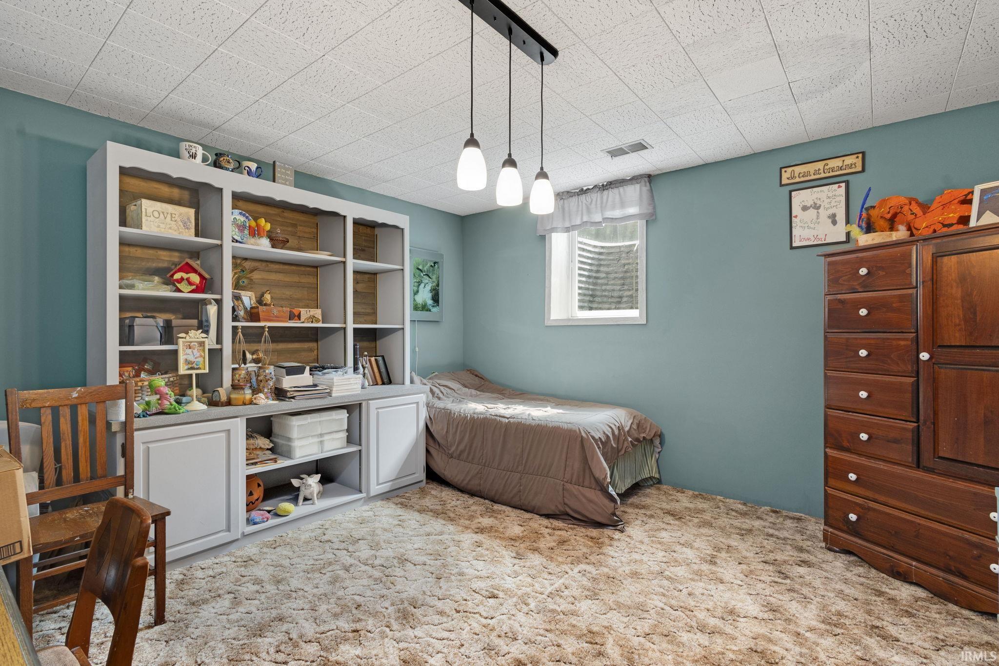 Goshen, Indiana 46528, United States, 5 Bedrooms Bedrooms, ,3 BathroomsBathrooms,Residential,Pending,156480