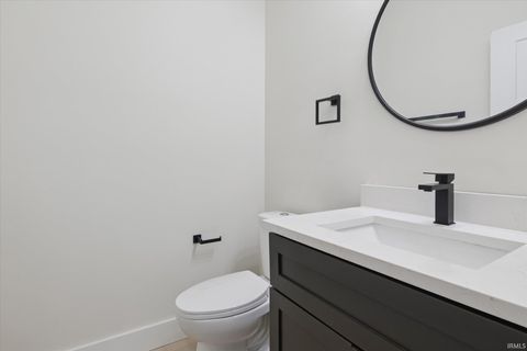 Tiny photo for 16470 Petro Drive, Mishawaka, IN 46544 (MLS # 202539988)