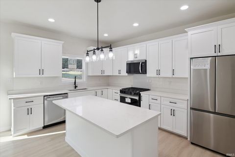 Tiny photo for 16470 Petro Drive, Mishawaka, IN 46544 (MLS # 202539988)