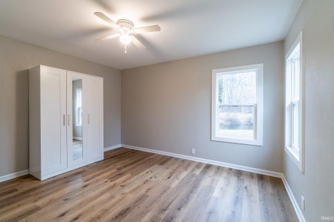 Tiny photo for 2205 E 770 S Witmer Lake, Wolcottville, IN 46795 (MLS # 202605559)