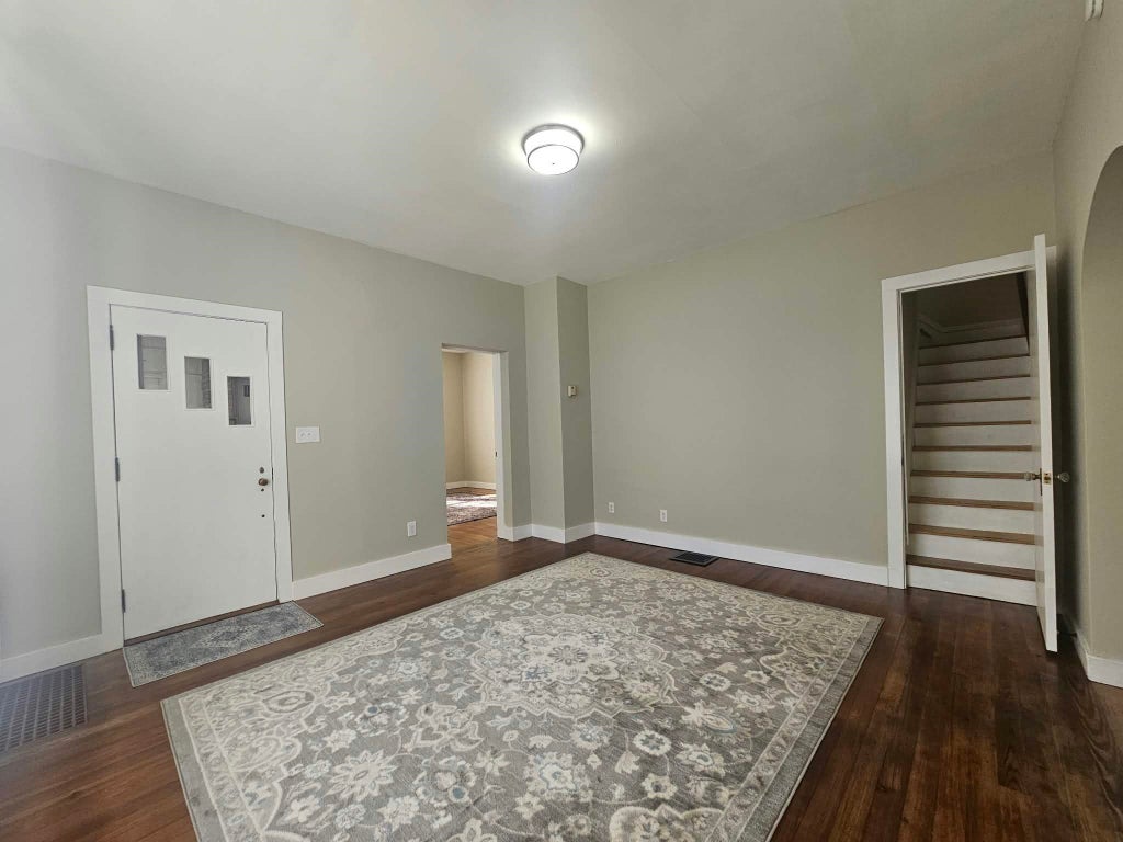Photo of 1515 Guilford Street, Huntington, IN 46750 (MLS # 202642545)