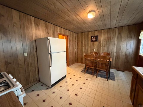 Tiny photo for 834 Maple Street, Tipton, IN 46072 (MLS # 202543299)