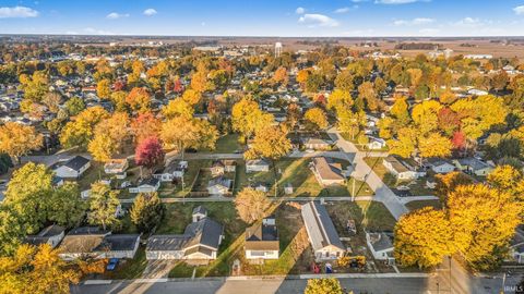 Tiny photo for 834 Maple Street, Tipton, IN 46072 (MLS # 202543299)