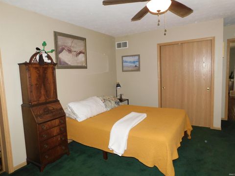 Tiny photo for 11087 S Trinity Lane, Pekin, IN 47165 (MLS # 202609650)