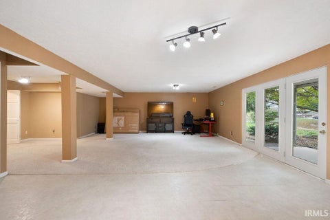 Tiny photo for 1872 VALLEY VIEW Drive, Kokomo, IN 46902 (MLS # 202642935)