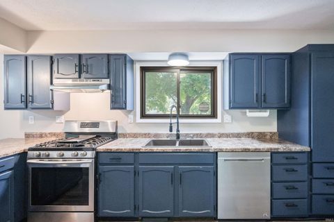 Tiny photo for 7987 N CR 525 W, Royal Center, IN 46978 (MLS # 202621370)