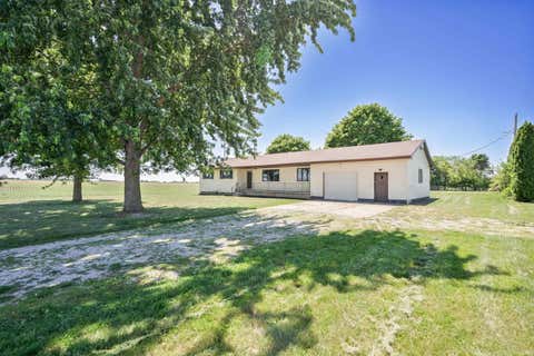 Tiny photo for 7987 N CR 525 W, Royal Center, IN 46978 (MLS # 202621370)