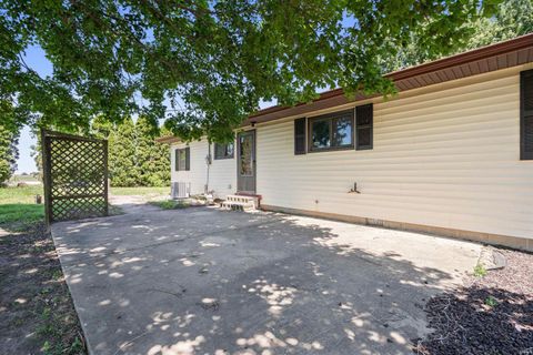 Tiny photo for 7987 N CR 525 W, Royal Center, IN 46978 (MLS # 202621370)