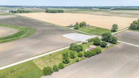 Tiny photo for 7987 N CR 525 W, Royal Center, IN 46978 (MLS # 202621370)