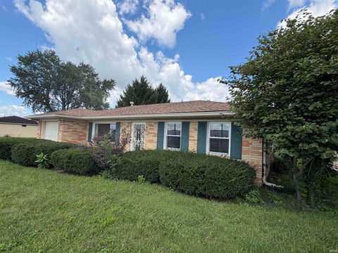 Tiny photo for 2028 E Boulevard Street, Kokomo, IN 46902 (MLS # 202635345)