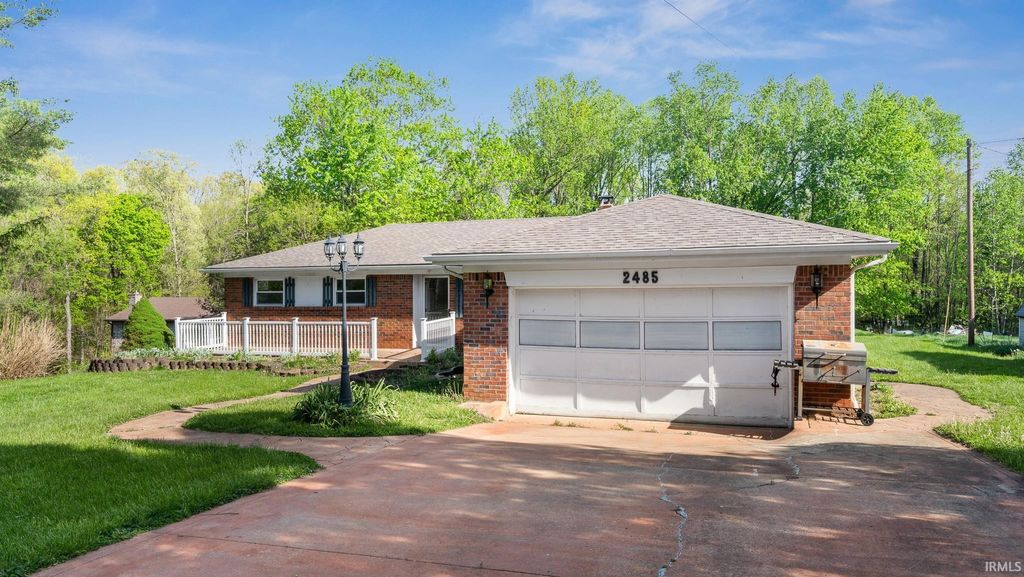 Photo of 2485 Wilbur Rd Rd, Martinsville, IN 46151 (MLS # 202614510)