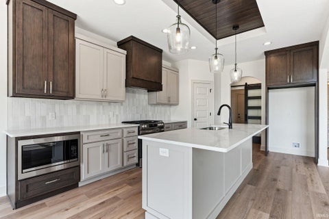 Tiny photo for 5020 Cork Tree Cove, Fort Wayne, IN 46825 (MLS # 202637627)