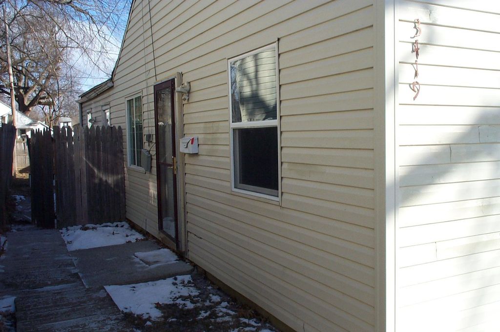 Photo of 3419 Robinwood Drive, Fort Wayne, IN 46806 (MLS # 202602865)