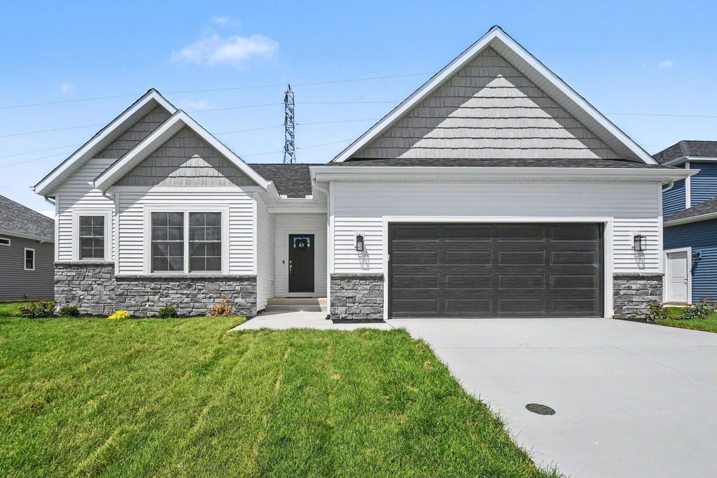 Photo of 11377 Albany Ridge Drive, Osceola, IN 46561 (MLS # 202643864)