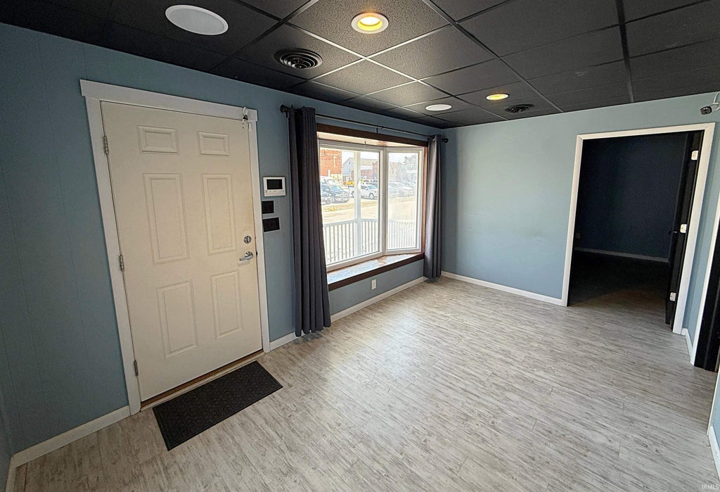 Photo of 11 N Meridian Street, Washington, IN 47501 (MLS # 202639364)