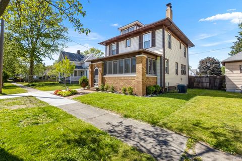 Tiny photo for 522 Laurel Street, Elkhart, IN 46514 (MLS # 202618659)