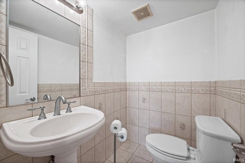 Tiny photo for 412 Old Romney Road, Lafayette, IN 47909 (MLS # 202637823)