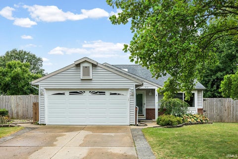 Tiny photo for 412 Old Romney Road, Lafayette, IN 47909 (MLS # 202637823)