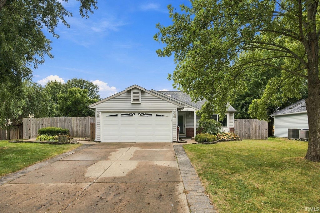 Photo of 412 Old Romney Road, Lafayette, IN 47909 (MLS # 202637823)