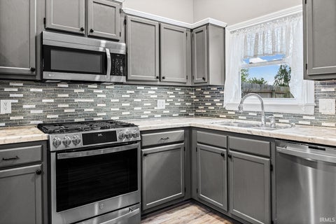 Tiny photo for 412 Old Romney Road, Lafayette, IN 47909 (MLS # 202637823)