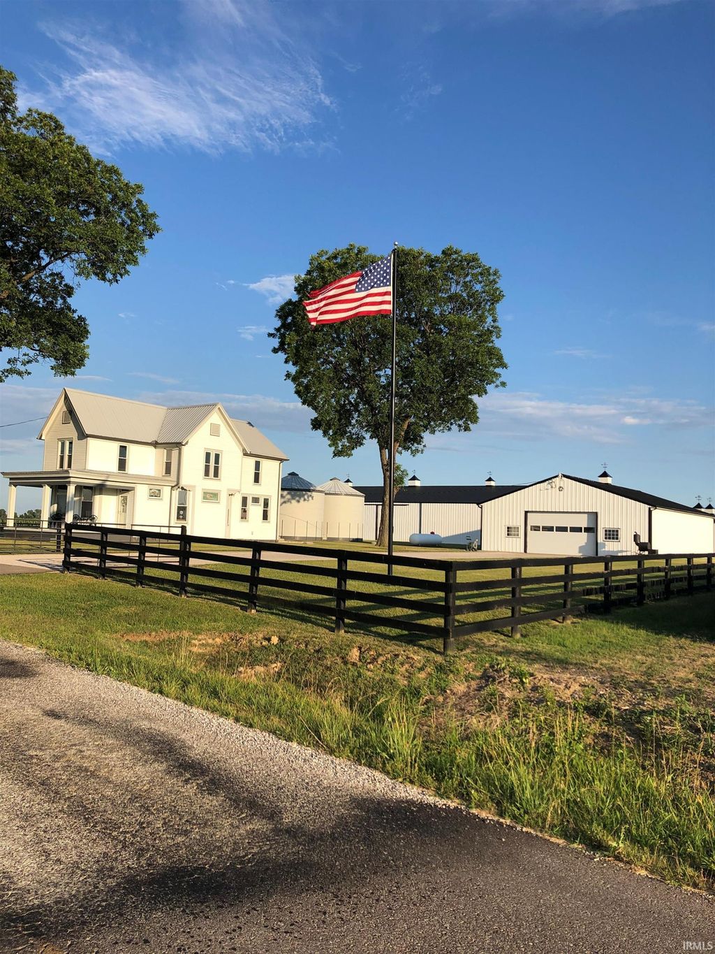 Photo of 4301 Lower Mount Vernon Road, Mount Vernon, IN 47620 (MLS # 202620366)