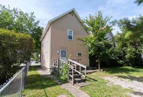 Tiny photo for 2535 Lafayette Street, Fort Wayne, IN 46803 (MLS # 202638885)