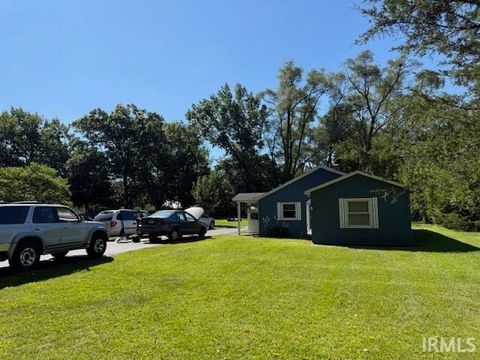 Photo of 23940 FLORENCE Avenue, Elkhart, IN 46516 (MLS # 202540339)