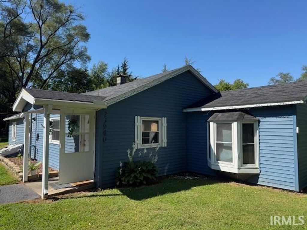 Photo of 23940 FLORENCE Avenue, Elkhart, IN 46516 (MLS # 202540339)