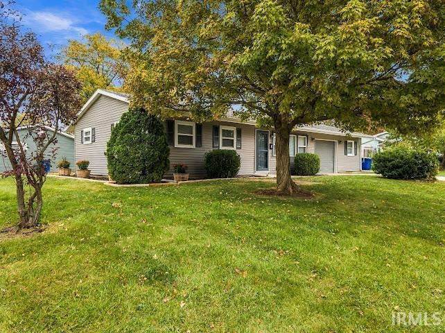 Photo of 1808 W Braewick Drive, Marion, IN 46952 (MLS # 202642983)