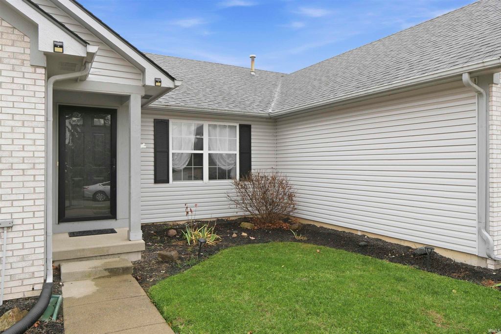 Photo of 10709 Upland Way, Noblesville, IN 46060 (MLS # 202547029)