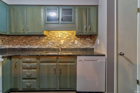 Tiny photo for 6116 Hickory Hill Lane, Evansville, IN 47710 (MLS # 202614149)
