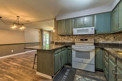 Tiny photo for 6116 Hickory Hill Lane, Evansville, IN 47710 (MLS # 202614149)