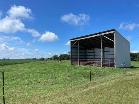 Tiny photo for 9663 W 100 S, Francesville, IN 47946 (MLS # 202633417)