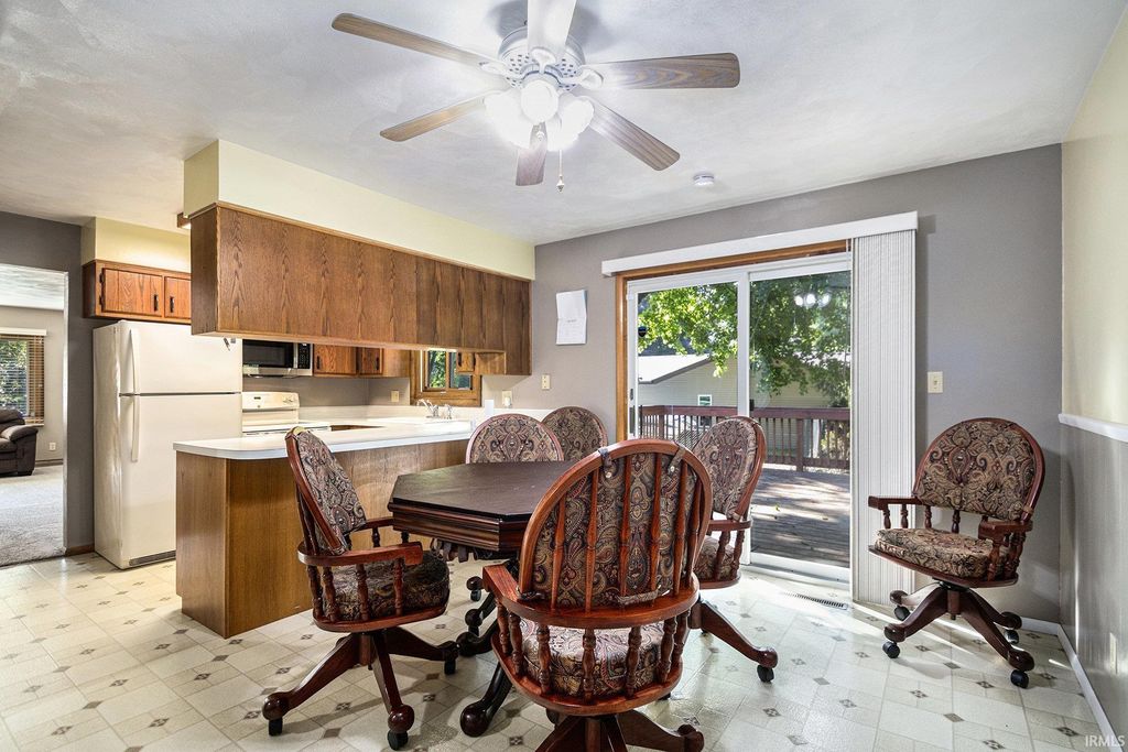 Photo of 26560 Glick Drive, Elkhart, IN 46514 (MLS # 202536126)